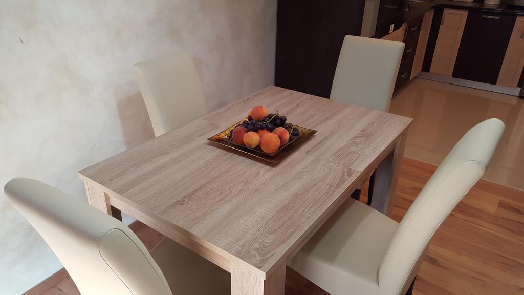 Holiday Home Kalicanin บาร์ ห้อง รูปภาพ