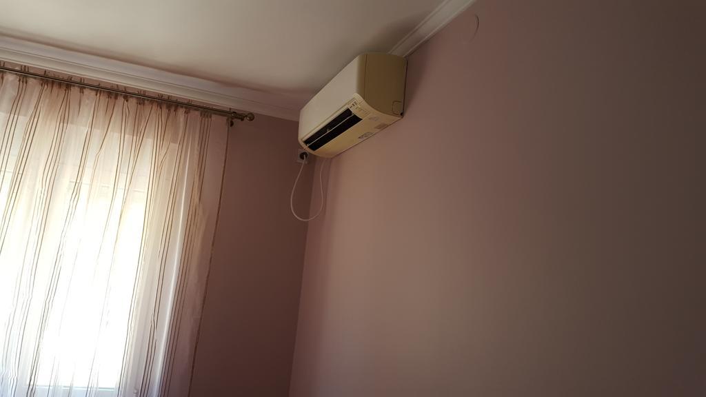 Holiday Home Kalicanin บาร์ ห้อง รูปภาพ