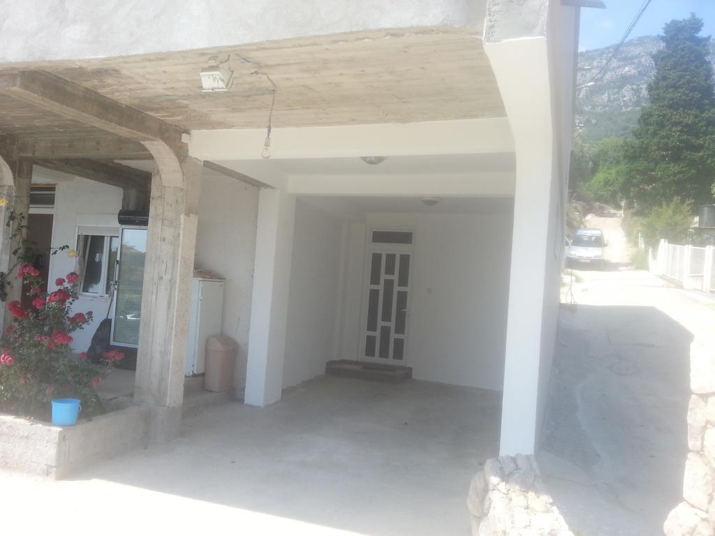 Holiday Home Kalicanin บาร์ ภายนอก รูปภาพ